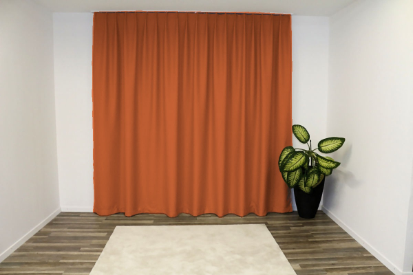 Verdunkelungsvorhang nach Mass Orange